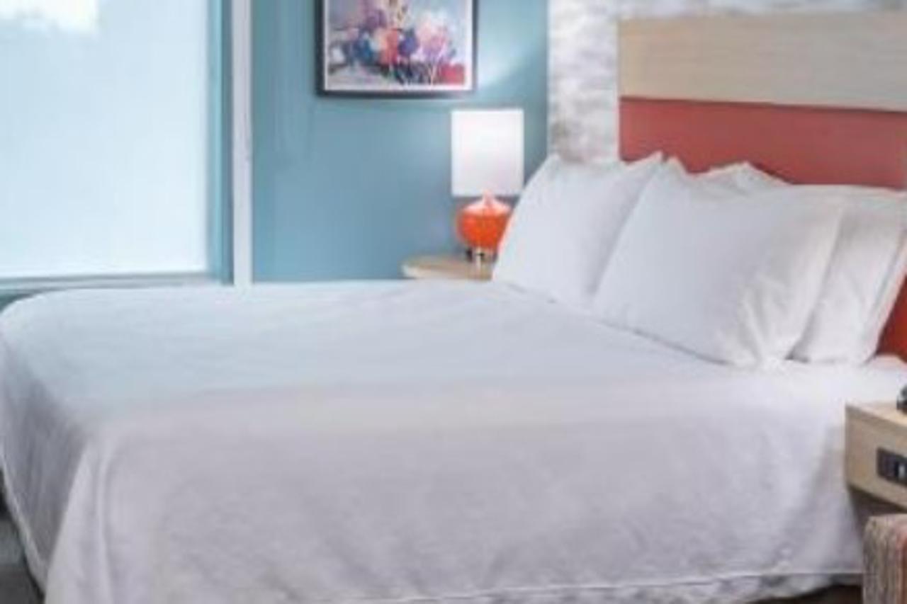 Home2 Suites By Hilton Cape Canaveral Cruise Port מראה חיצוני תמונה