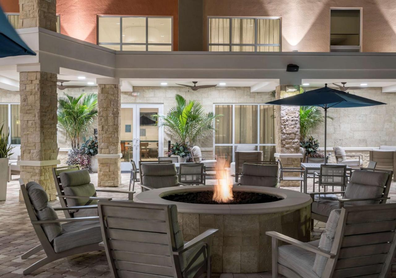 Home2 Suites By Hilton Cape Canaveral Cruise Port מראה חיצוני תמונה
