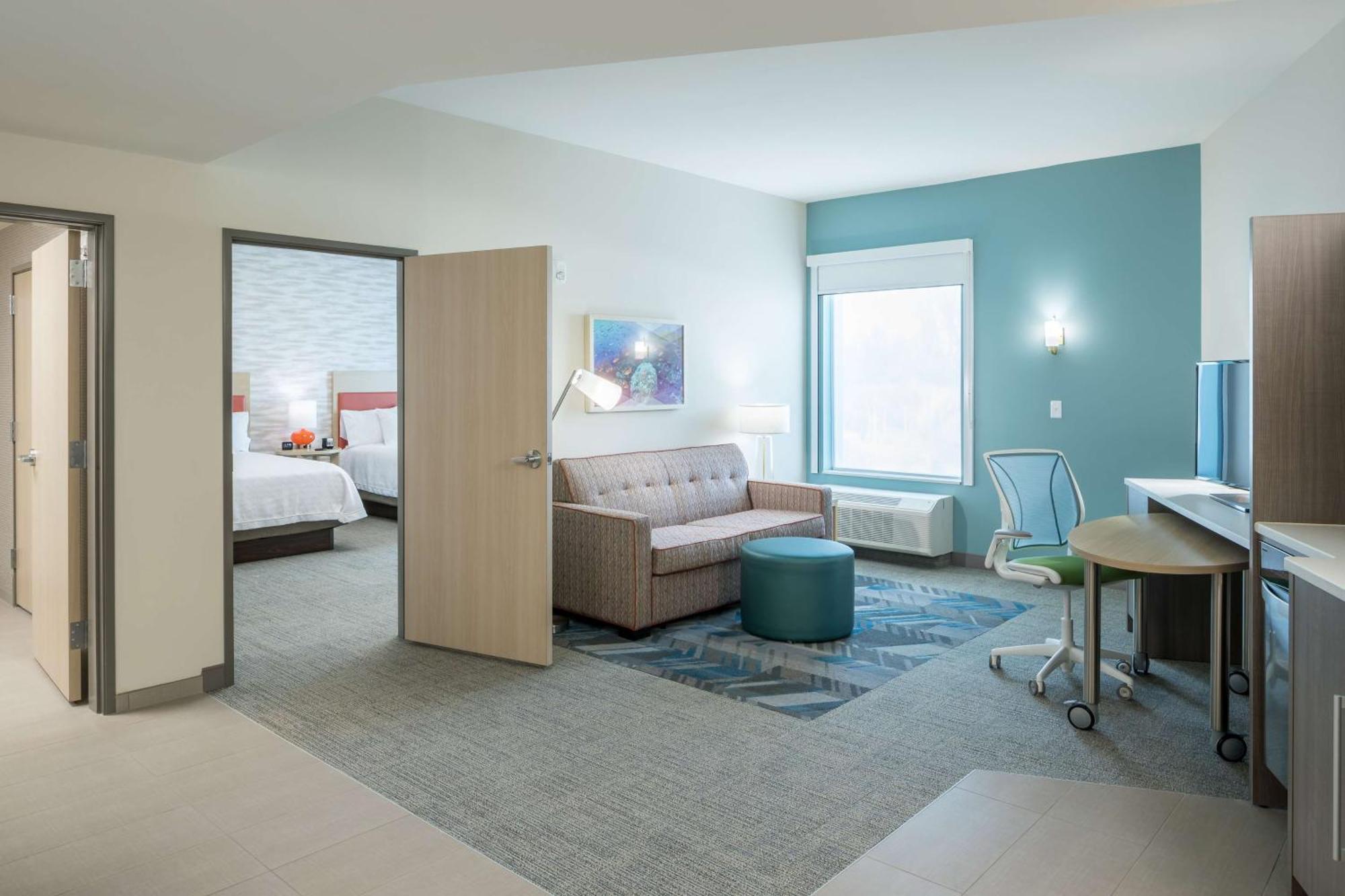 Home2 Suites By Hilton Cape Canaveral Cruise Port מראה חיצוני תמונה