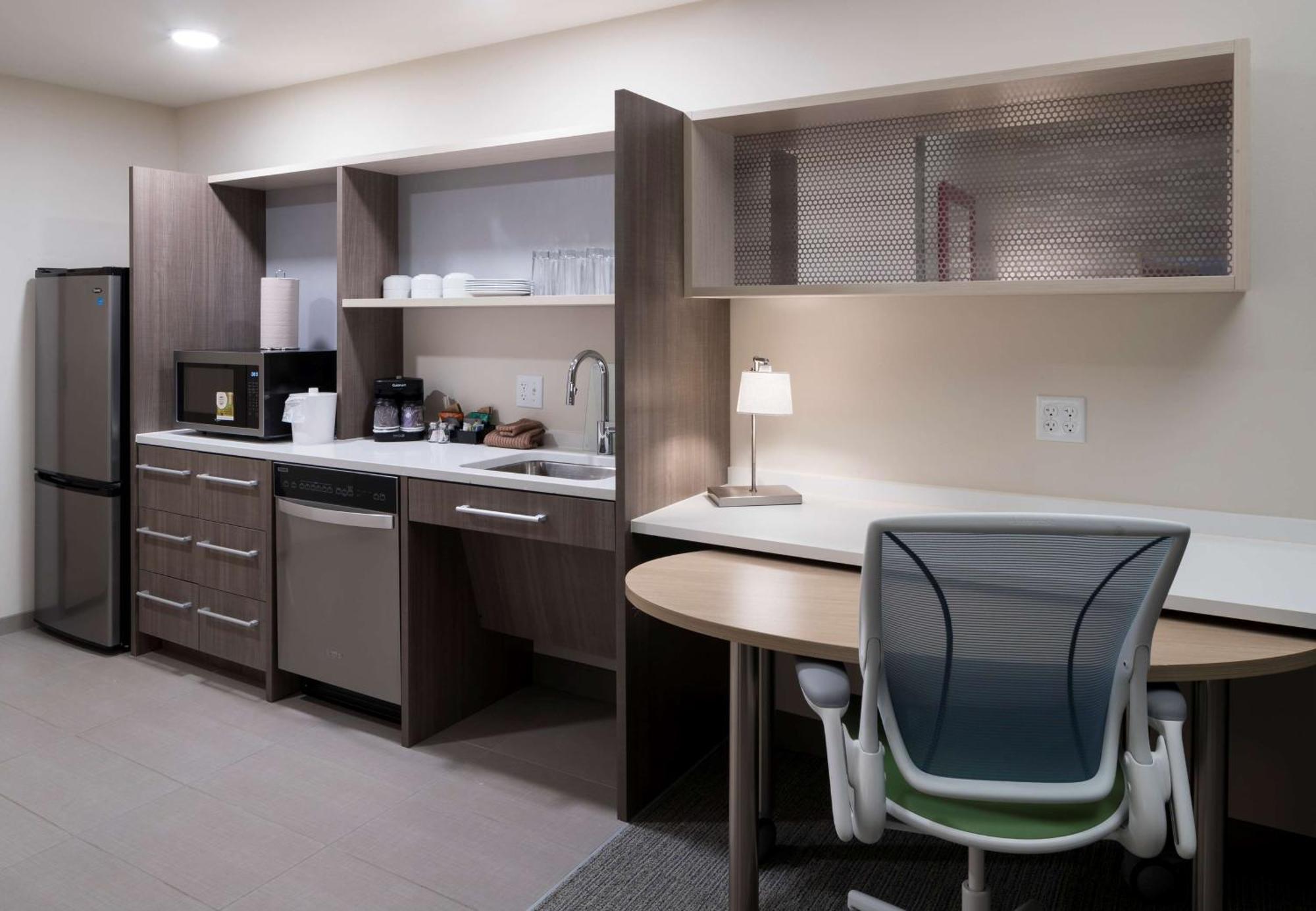 Home2 Suites By Hilton Cape Canaveral Cruise Port מראה חיצוני תמונה