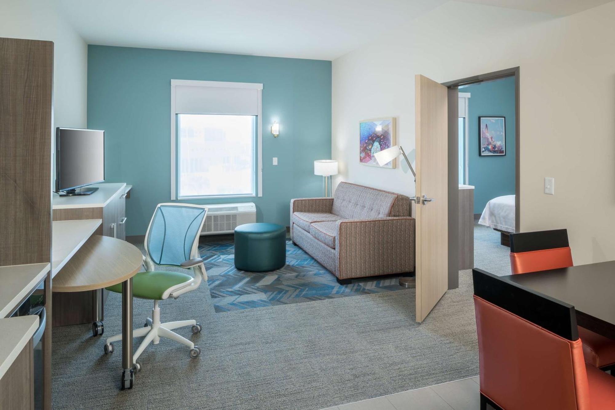Home2 Suites By Hilton Cape Canaveral Cruise Port מראה חיצוני תמונה